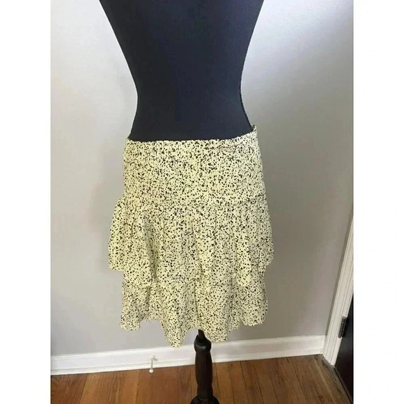 VEROMODA WOMENS SIZE L YELLOW BLACK MINI FLOWY SKIRT MADE IN INDIA - Picture 2 of 5